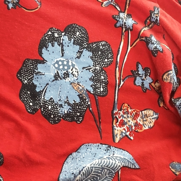 Dalia Cold Shoulder Blouse - Picture 4 of 7